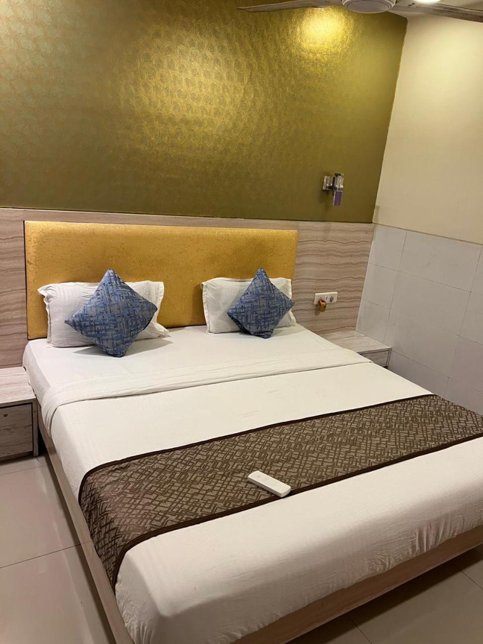 Hotel Kf Residency Mumbai Eksteriør bilde
