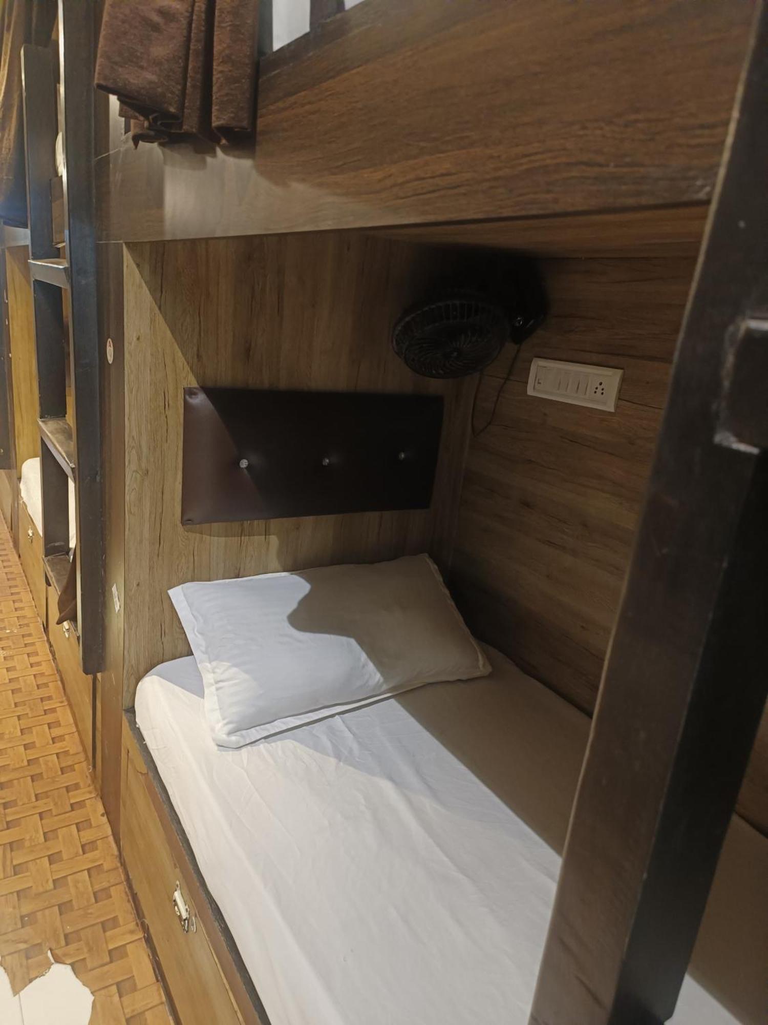 Hotel Kf Residency Mumbai Eksteriør bilde
